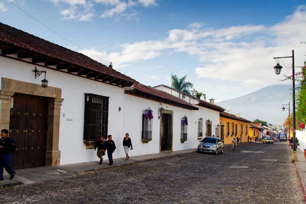 Antigua Guatemala Abril Vista Edificios Colores Coloniales Antigua Guatemala Abril — Foto de Stock
