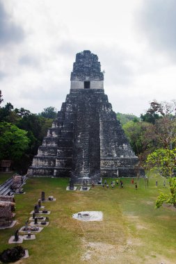 Tikal, Peten bölgesi, Guatemala, Orta Amerika 'daki Maya piramitleri