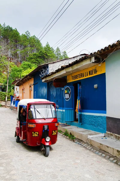 Gracias Honduras May Вид Типову Вулицю Таксі Таксі Грасіасі Гондурас — стокове фото