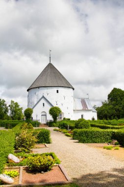 Nylars 'taki kilise, Danimarka' nın Bornholm kentindeki en eski 