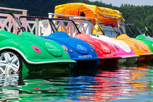 Solina Polónia Junho Pedalo Barco Remos Ancorado Lago Solina Nas — Fotografia de Stock