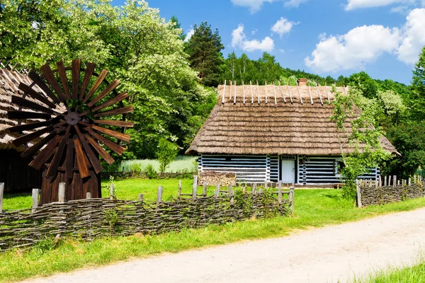 Vecchio Mulino Vento Legno Nel Parco Heriatege Krosno Polonia — Foto Stock