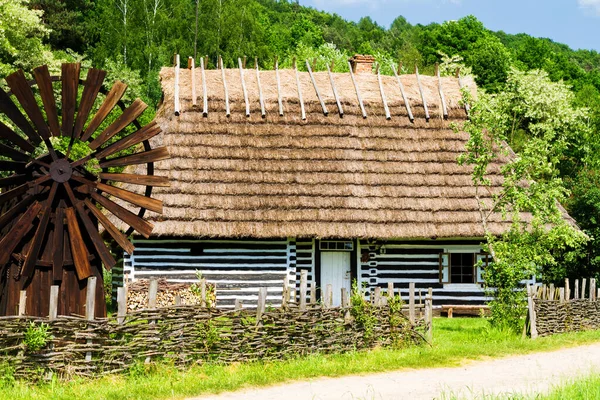 Alte Hölzerne Windmühle Heriatege Park Krosno Polen — Stockfoto