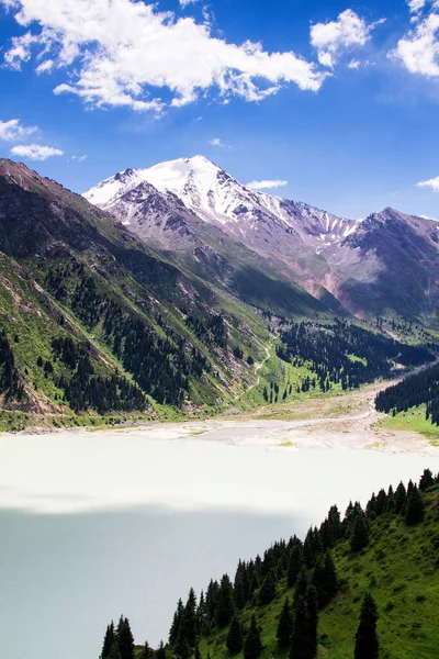 Spettacolare Panoramico Big Almaty Lake Tian Shan Mountains Almaty Kazakistan — Foto Stock