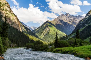Tian Shan dağlarındaki Alatau Platosu Karakol, Kırgızistan, Orta Asya