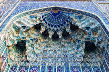 Gur-e Amir 'in Semerkant, Özbekistan' daki Fresco tablosu. İpek Yolu sitesi. Amir, Amir Temur 'un mezarlığıdır..
