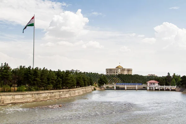 Παλάτι Των Εθνών Στο Ντουσάνμπε Τατζικιστάν Κεντρική Ασία Στον Αρχαίο — Φωτογραφία Αρχείου