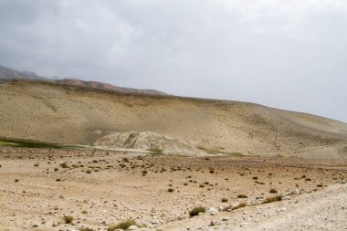 Pamir otoyolu. Marco Polo ipek yolu. Gorno Badakhsan ili, Tacikistan. Orta Asya Pamir Anayolu Kırgızistan 'dan Murghab' a Wakhan Vadisi 'nden Khorog' a oradan da Dushanbe 'ye gider..