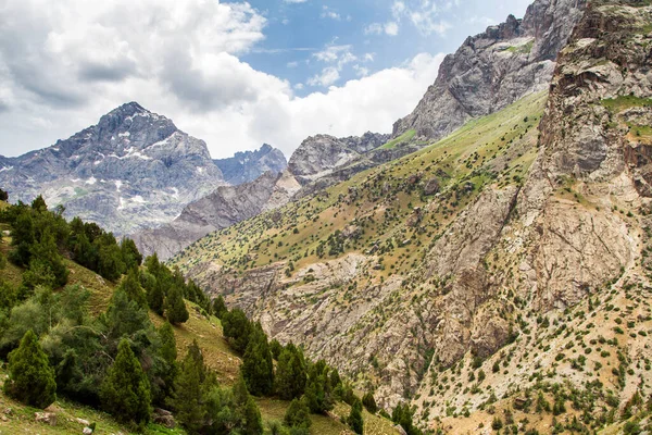 Paisagem Montanhosa Das Montanhas Dos Fãs Verão Tajiquistão Ásia Central — Fotografia de Stock