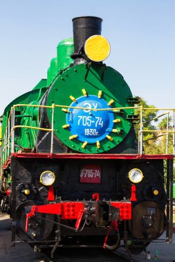 Taşkent demiryolu müzesindeki eski buhar treni, Özbekistan, Orta Asya