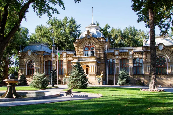 Tashkent Uzbekistán Agosto 2015 Gran Duque Nikolai Konstantinovich Palacio Romanov —  Fotos de Stock