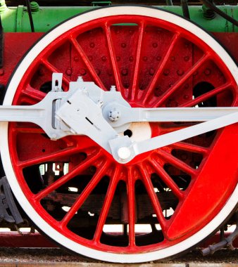 Taşkent Müzesi, Özbekistan 'da buharlı lokomotif treninin demir tekerlekleri