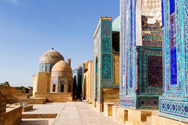 シャーI Zinda記念複合体 サマルカンドのネクロポリス ウズベキスタン 中央アジア ユネスコ世界遺産 サマルカンドは絹の道にある — ストック写真