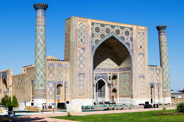 Ulugh Beg Madrasah Registan Plein Samarkand Oezbekistan Centraal Azië Samarkand — Stockfoto