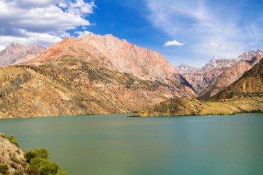 Fan Dağları 'ndaki İskander kul Gölü, Tacikistan, Orta Asya