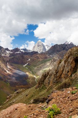 Yazın, Tacikistan, Orta Asya 'daki Fan Dağları' nın Dağ Manzarası