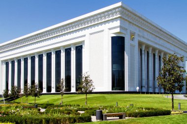 Özbekistan, Taşkent 'teki Dom Forum binası. Dom Forum Amir Temur Meydanı 'nda..