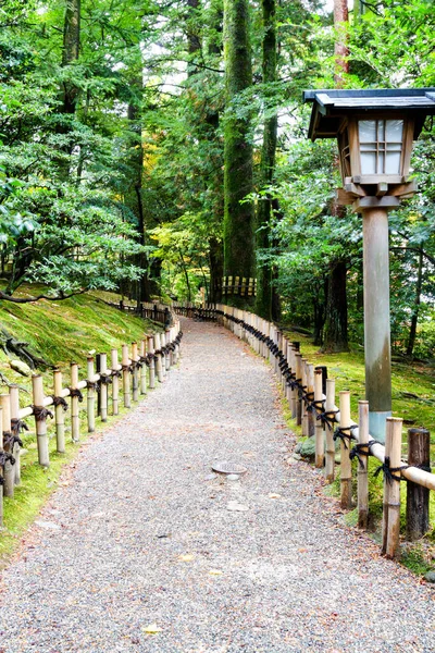 Kanazawa Japonya Daki Kenrokuen Bahçesi Yolu — Stok fotoğraf