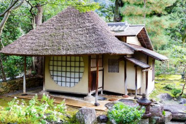 Kodai Ji tapınağı. Higashiyama, Kyoto, Japonya 'da. Bu 1606 yılında dul eşi Nene tarafından Toyotomi Hideyoshi için kurulmuştur. Burası Ihoan, çay evi..