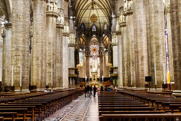 Milano Italia Gennaio 2016 Navata Principale Del Duomo Cattedrale Una — Foto Stock