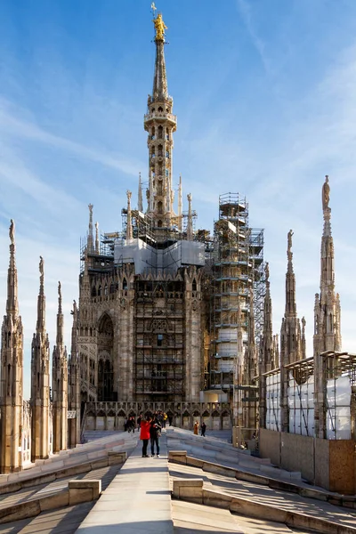 Milan Itálie Června 2016 Pohled Střechy Milánské Katedrály Milánská Katedrála — Stock fotografie