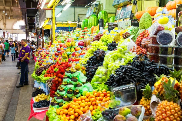 São Paulo Brasil Janeiro 2016 Colorful Fresh Fruit Stand Traditional — Fotografia de Stock