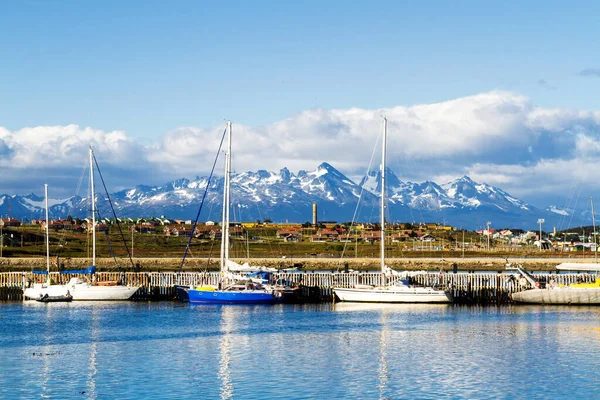 View Ushuaia Tierra Del Fuego Boats Line Harbour Argentina South — Stock Photo, Image