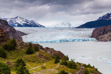 Patagonya, Şili 'deki Şilili Torres del Paine Milli Parkı Panoraması