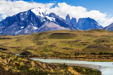 Patagonya, Şili 'deki Şilili Torres del Paine Milli Parkı Panoraması