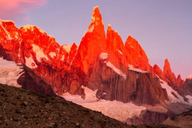 Cerro Torre zirvesi, Los Glaciares Ulusal Parkı, El Chalten, Patagonya, Arjantin
