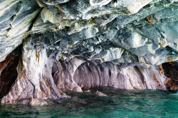 独特的大理石洞穴 Capillas Del Marmol Carrera Lake将军也叫Lago Buenos Aires巴塔哥尼亚以北智利 — 图库照片