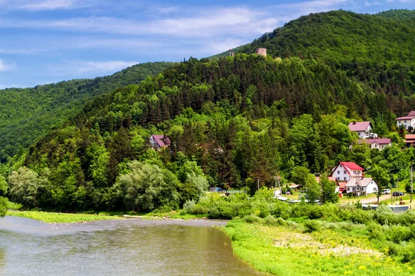 Вид Польське Місто Rytro Beskidy Mountains Beschid Sadecki Бескид Садецький — стокове фото