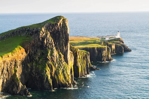 Neist Point Lighthouse Het Eiland Skye Schotland Verenigd Koninkrijk — Stockfoto