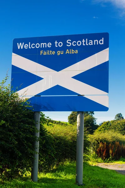 Καλώς Ήρθατε Στην Πινακίδα Της Σκωτίας Στα Σύνορα Την Αγγλία — Φωτογραφία Αρχείου