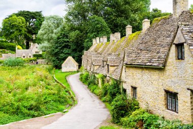 İngiltere 'nin Bibury köyündeki Arlington Row Evleri