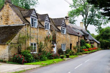 Cotswolds 'daki eski tarz ev 