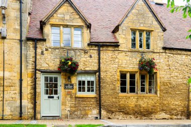 CHIPPING CAMPDEN, İngiltere - 4 Eylül 2016: Cotswolds 'daki Chipping Campden' daki eski tarz bina Olağanüstü Güzelliğin Alanı (AONB) olarak bilinir, İngiltere, Birleşik Krallık, Avrupa