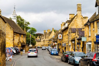 CHIPPING CAMPDEN, İngiltere - 4 Eylül 2016: Cotswolds 'daki eski tarz Chipping Campden şehri Olağanüstü Güzelliğin Alanı (AONB), İngiltere, Birleşik Krallık, Avrupa