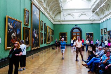 LONDON, İngiltere - 9 Eylül 2016: British National Gallery, Londra, Birleşik Krallık.