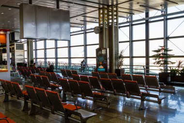 TEHERAN, İRAN - 27 Kasım 2016: İmam Humeyni Uluslararası Havaalanı 'nın ana terminalinde, Tahran, İran