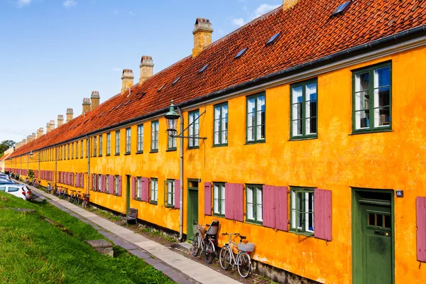 Gula Hus Nyboder Nära Sankt Pauls Street Köpenhamn Danmark — Stockfoto