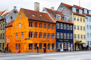 COPENHAGEN, DENMARK - 9 Ekim 2016: Kopenhag, Danimarka 'da renkli konutlar