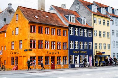 COPENHAGEN, DENMARK - 9 Ekim 2016: Kopenhag, Danimarka 'da renkli konutlar