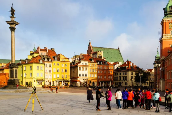 Warszawa Polska Październik 2016 Piękne Kamienice Porannym Słońcu Rynku Głównym — Zdjęcie stockowe