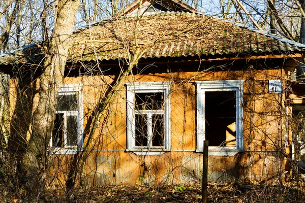 Casa Chernobyl Nuclear Power Zone Alienation Ucrânia — Fotografia de Stock