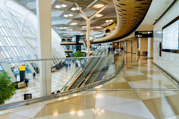 Baku Azerbaijan Novembro 2016 Dentro Terminal Principal Aeroporto Heydar Aliyev — Fotografia de Stock