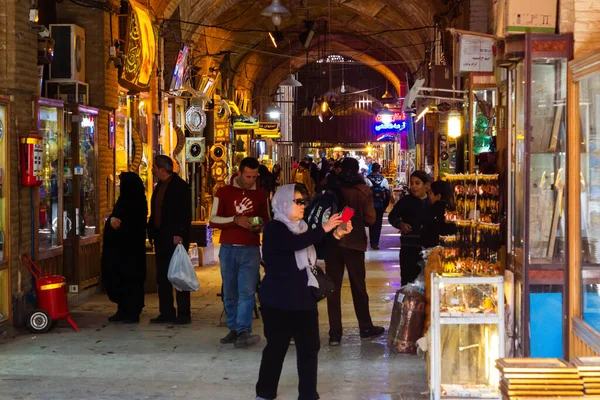 Esfahan Irán Noviembre 2016 Tradicional Bazar Iraní Isfahán Plaza Del — Foto de Stock