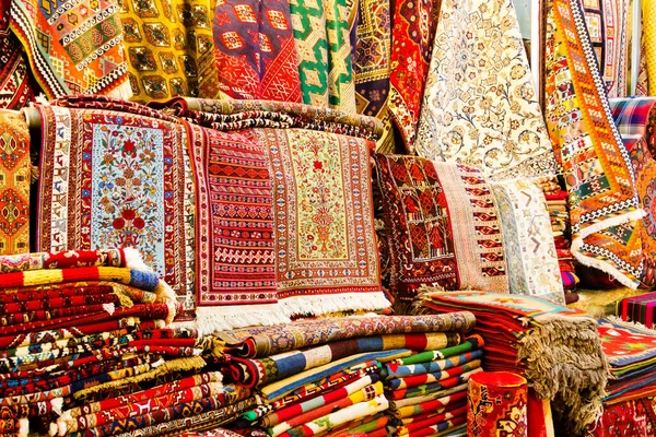 Tapetes Iranianos Tradicionais Tapetes Scarfs Loja Isfahan Bazar Bazar Esfahan — Fotografia de Stock