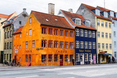 COPENHAGEN, DENMARK - 9 Ekim 2016: Kopenhag, Danimarka 'da renkli konutlar