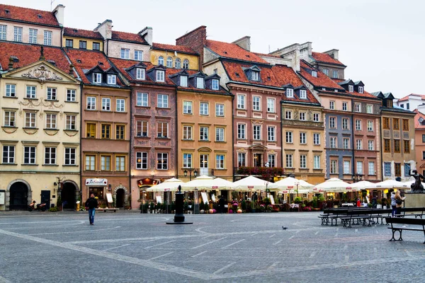 Warsaw Lengyelország Október 2016 Gyönyörű Bérházak Utcán Nowomiejska Utca Freta — Stock Fotó